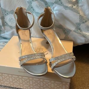 Jewel Badgley Mischka Silver Heels